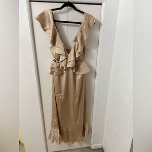 NWT Show Me Your MuMu Zoey MIDI in Champagne - SZ Large